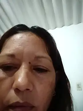 Snapshot of marinita13 chatting on 02.21.26 marinita13 online show from 02.21.26