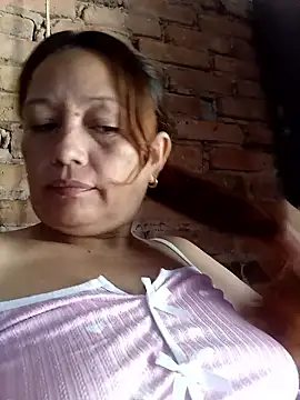 Snapshot of marinita13 chatting on 06.09.26 marinita13 online show from 06.09.26