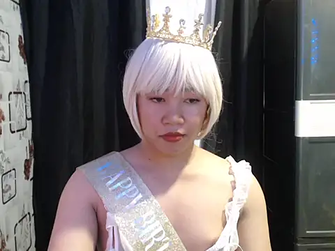 slut clio online show from 10.22.25