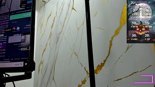 Snapshot of samantamilk6 chatting on 10.12.25 samantamilk6 online show from 10.12.25