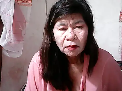 Hottestsexxy Elynnn online show from 03.08.26