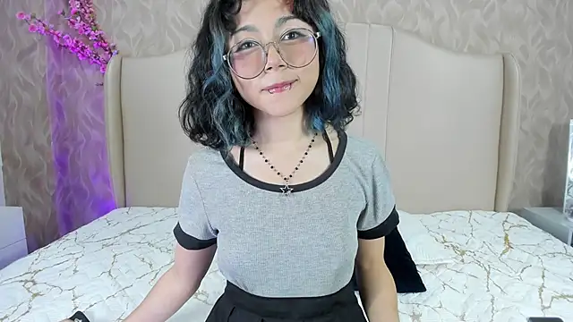 Snapshot of TerumiKitty chatting on 02.21.26 TerumiKitty online show from 02.21.26