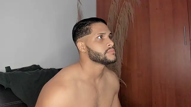 Pier Simons online show from 12.05.25