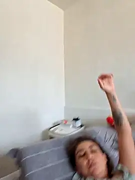 KatyPerra2 online show from 04.10.26