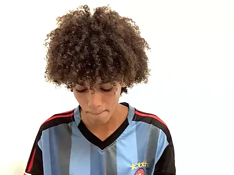 Snapshot of Max_Rain chatting on 04.15.26 Max Rain online show from 04.15.26