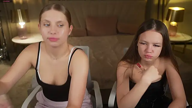 Snapshot of Claire_Dreams chatting on 10.01.25 Claire Dreams online show from 10.01.25