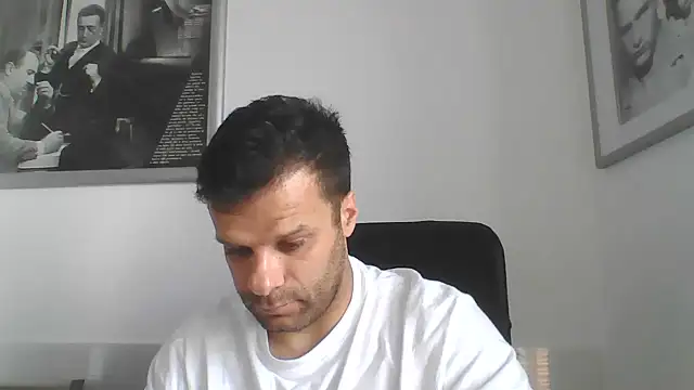 Snapshot of FROCETTO93 chatting on 06.17.26 FROCETTO93 online show from 06.17.26
