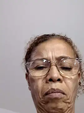 Merybeks online show from 10.18.25