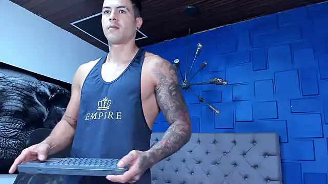 Snapshot of andres-clark92 chatting on 02.03.26 andres-clark92 online show from 02.03.26