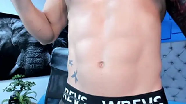 Snapshot of andres-clark92 chatting on 02.13.26 andres-clark92 online show from 02.13.26