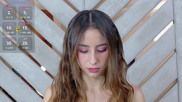 Sarah-Grace online show from 04.03.26