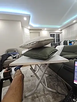 Snapshot of antalya001 chatting on 11.12.25 antalya001 online show from 11.12.25