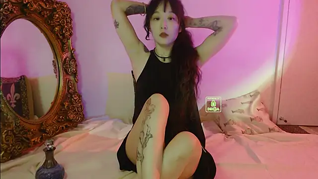 Etherealcat33 online show from 04.19.26