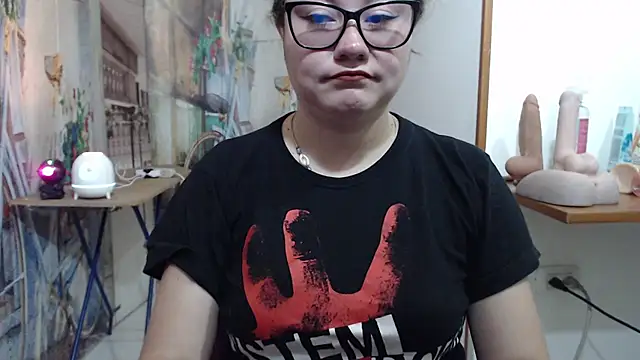 Snapshot of greeneyes_nurse chatting on 02.13.26 greeneyes nurse online show from 02.13.26