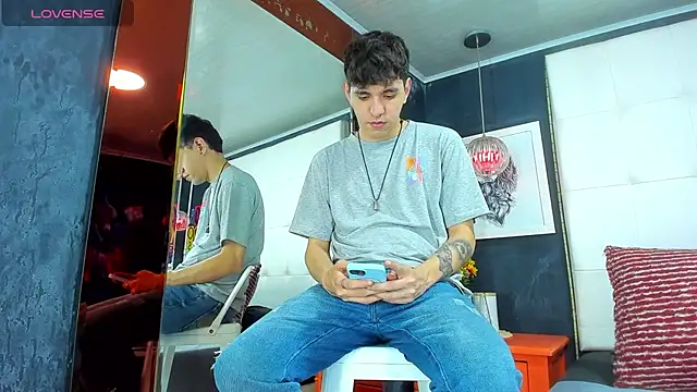 Matteo12  online show from 09.24.25