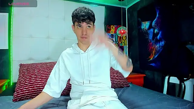 Matteo12  online show from 09.25.25