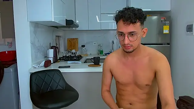 twoboyssex online show from 10.04.25