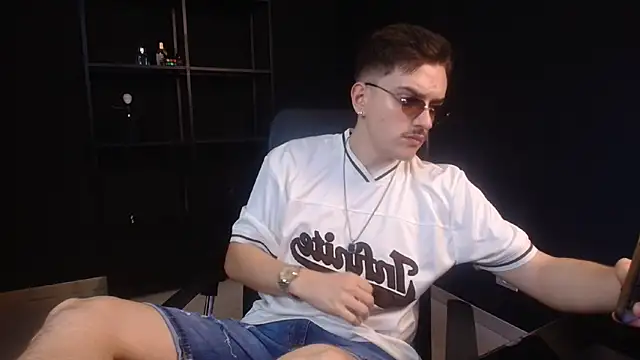 Snapshot of FelixStarkk chatting on 06.09.26 FelixStarkk online show from 06.09.26
