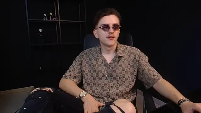 Snapshot of FelixStarkk chatting on 06.21.26 FelixStarkk online show from 06.21.26