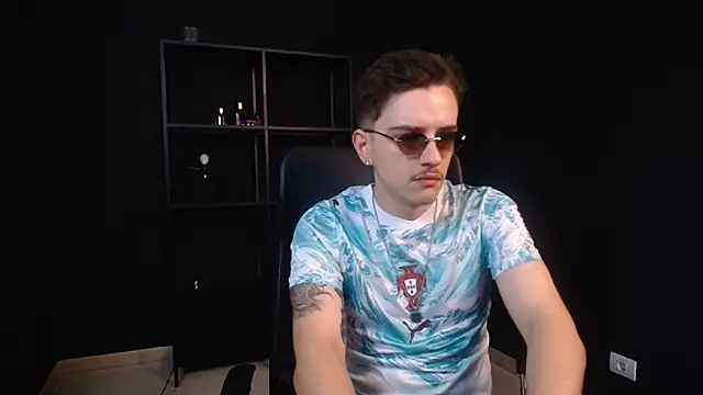 Snapshot of FelixStarkk chatting on 06.27.26 FelixStarkk online show from 06.27.26
