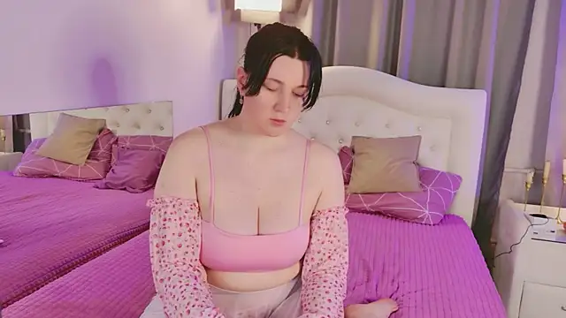 love me  tonight  online show from 11.05.25