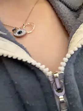 Linh 2004 online show from 03.01.26