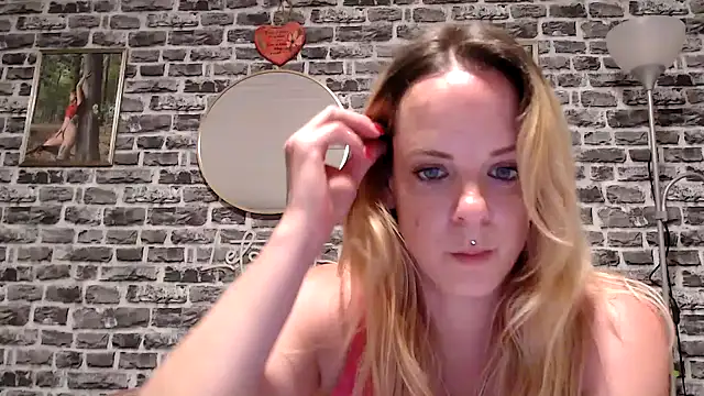 SexyMilf 37 online show from 05.27.26