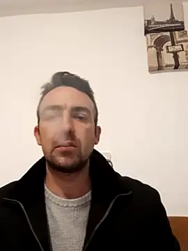 Snapshot of PopaOctavian chatting on 10.16.25 PopaOctavian online show from 10.16.25