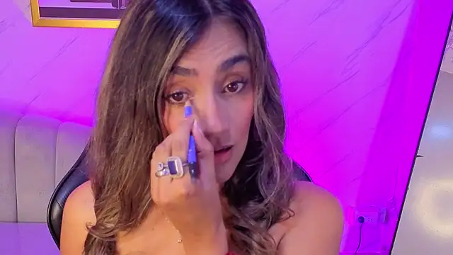 Snapshot of agatha_brooks_t chatting on 06.19.26 agatha brooks t online show from 06.19.26