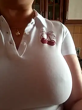 TriumphLove online show from 02.25.25