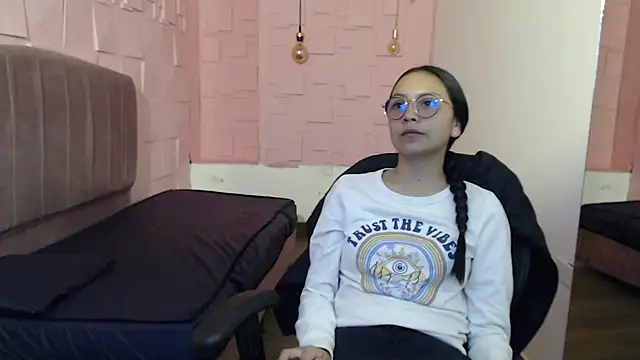 katalina07 1 online show from 12.04.25