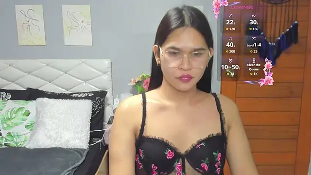 AlianaBlair online show from 10.20.25