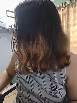 Snapshot of saenz_eymi chatting on 06.17.26 saenz eymi online show from 06.17.26