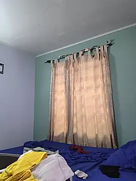 Snapshot of saenz_eymi chatting on 07.17.26 saenz eymi online show from 07.17.26