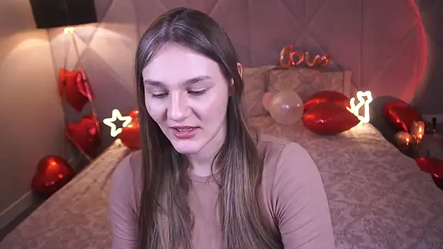 DiamondGoldie online show from 02.08.26