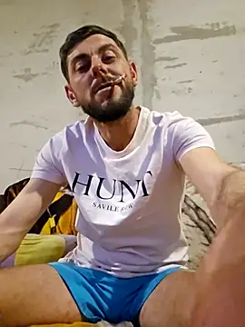 Snapshot of Alex-andru88 chatting on 03.17.26 Alex-andru88 online show from 03.17.26