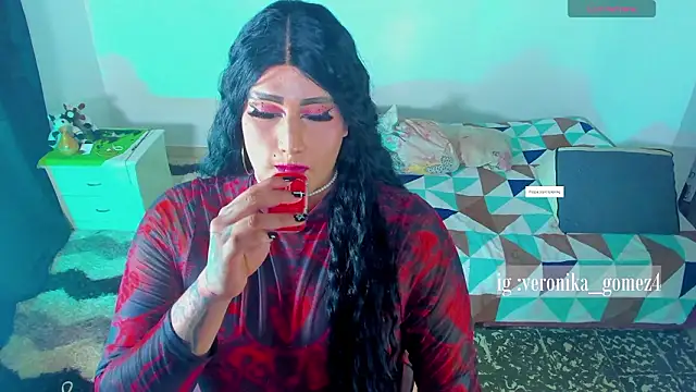 Snapshot of Sweetveronik_44 chatting on 02.06.26 Sweetveronik 44 online show from 02.06.26