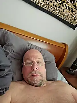 Snapshot of Boddman chatting on 03.08.25 Boddman online show from 03.08.25