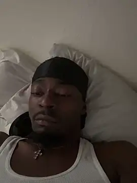 Snapshot of Dolla-Billlz chatting on 10.18.25 Dolla-Billlz online show from 10.18.25