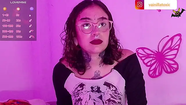 vainilla doll online show from 11.13.25