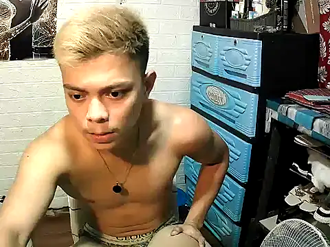 Pinoy slutcummer69 online show from 10.31.25