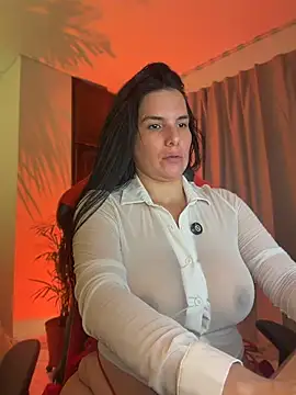 Snapshot of carol_cruz133 chatting on 06.18.26 carol cruz133 online show from 06.18.26
