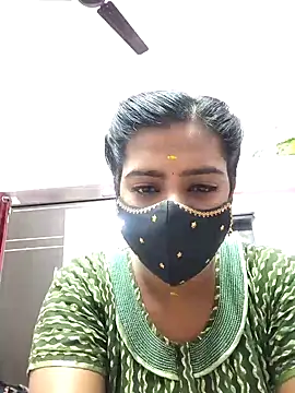 Tamil-Meenu12 online show from 10.28.25