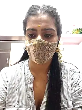 Tamil-Meenu12 online show from 04.17.26