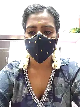 Tamil-Meenu12 online show from 04.19.26