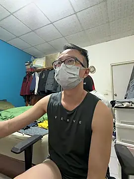 Snapshot of Rmangotw chatting on 02.25.26 Rmangotw online show from 02.25.26