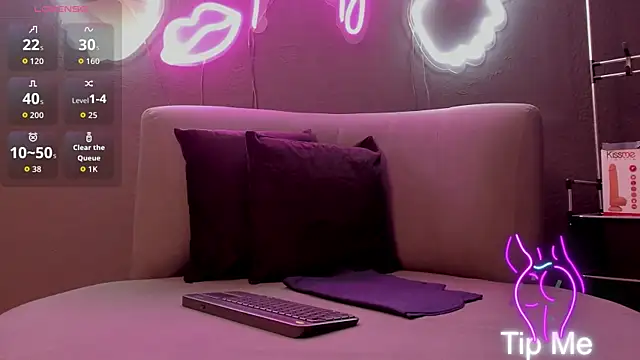 MissKathyfox online show from 10.10.25