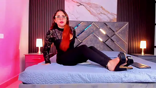 Snapshot of MissKathyfox chatting on 02.11.26 MissKathyfox online show from 02.11.26