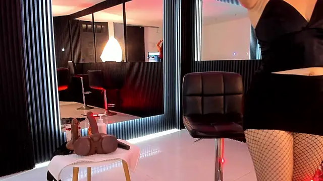 Snapshot of MissKathyfox chatting on 02.26.26 MissKathyfox online show from 02.26.26