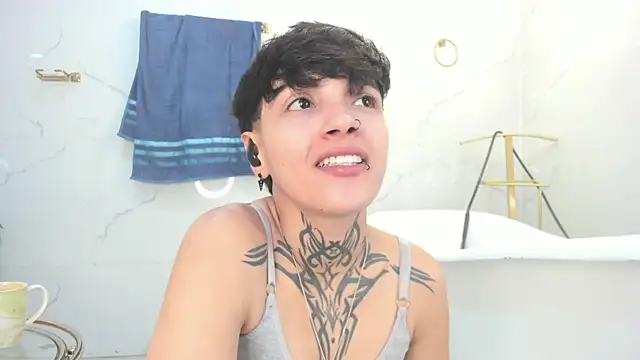 Snapshot of b3k_afrodict chatting on 11.30.25 b3k afrodict online show from 11.30.25